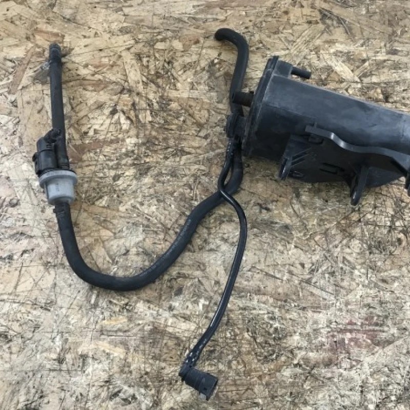 Canistra de carbon / Volkswagen Golf MK6 2010 / Motor, racire si evacuare