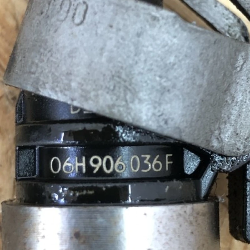 Injector / Volkswagen Passat B6 2008 / Motor, racire si evacuare