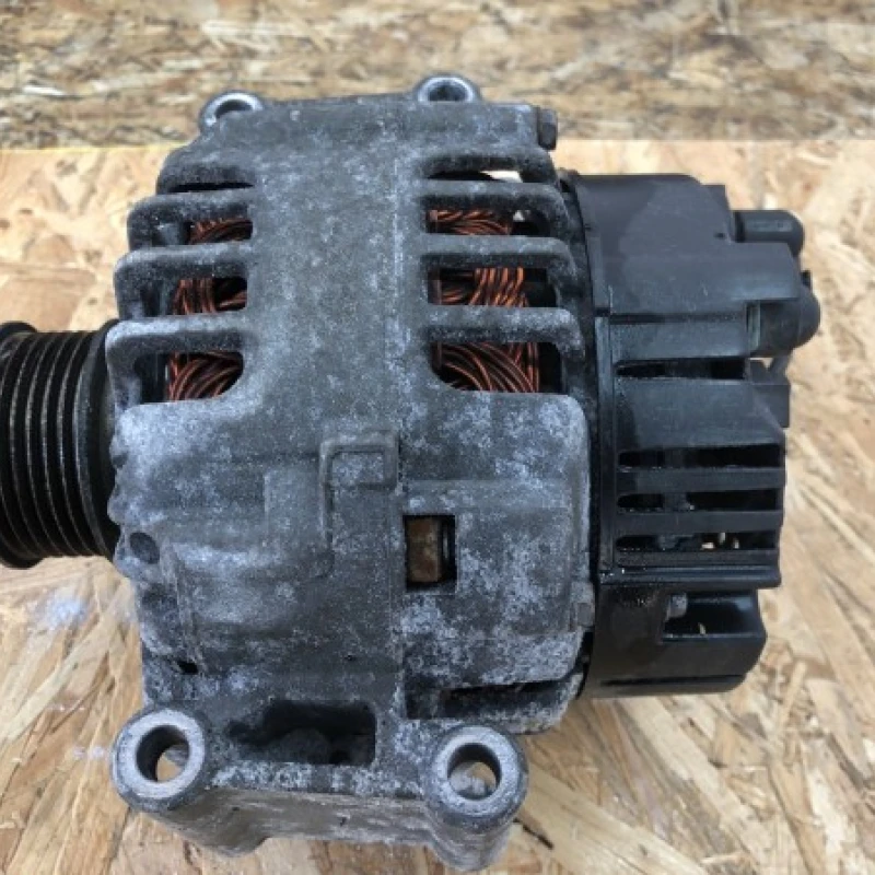 Alternator / Volkswagen Passat B6 2008 / Altele
