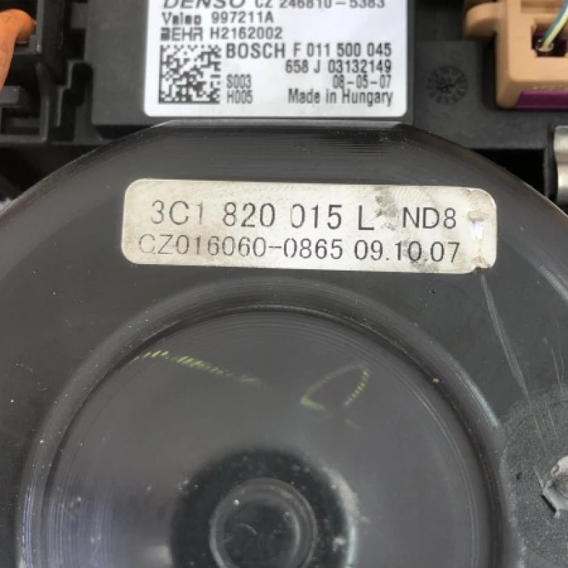 Ventilator bord / Volkswagen Passat B6 2008 / Interior