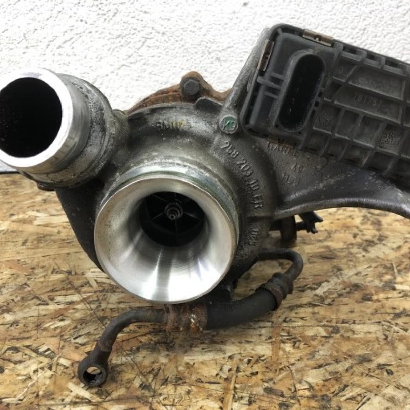 Turbosuflanta / BMW Seria 1 E82 2010 / Motor, racire si evacuare