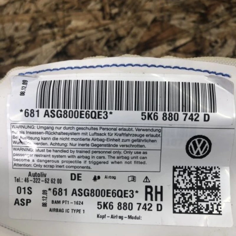 Airbag cortina dreapta / Volkswagen Golf MK6 2010 / Interior