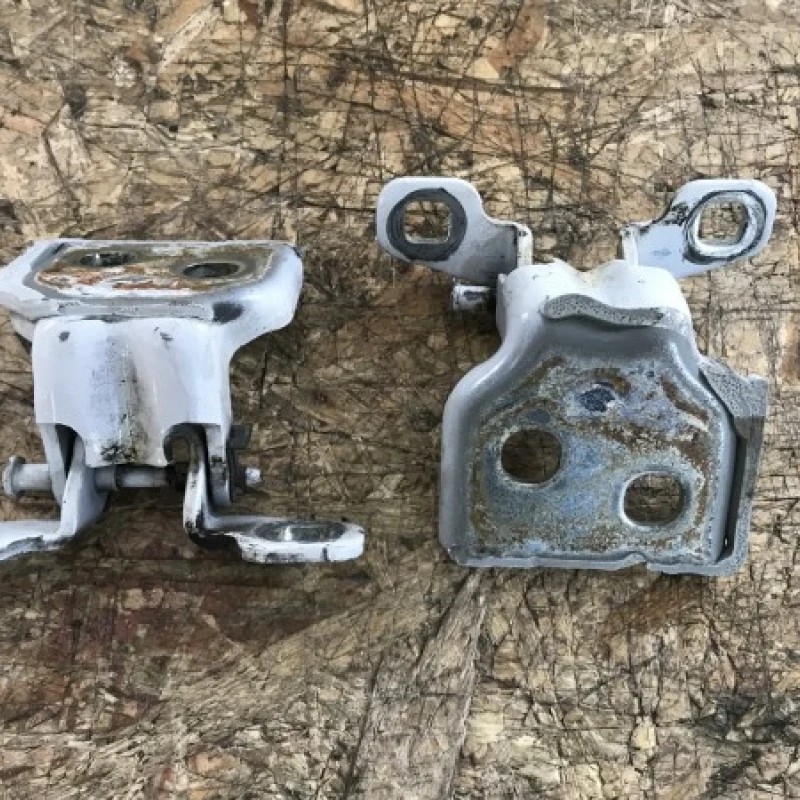 Balamale usa stanga spate / Dacia Sandero Sandero B90 2014 / Caroserie, oglinzi si faruri