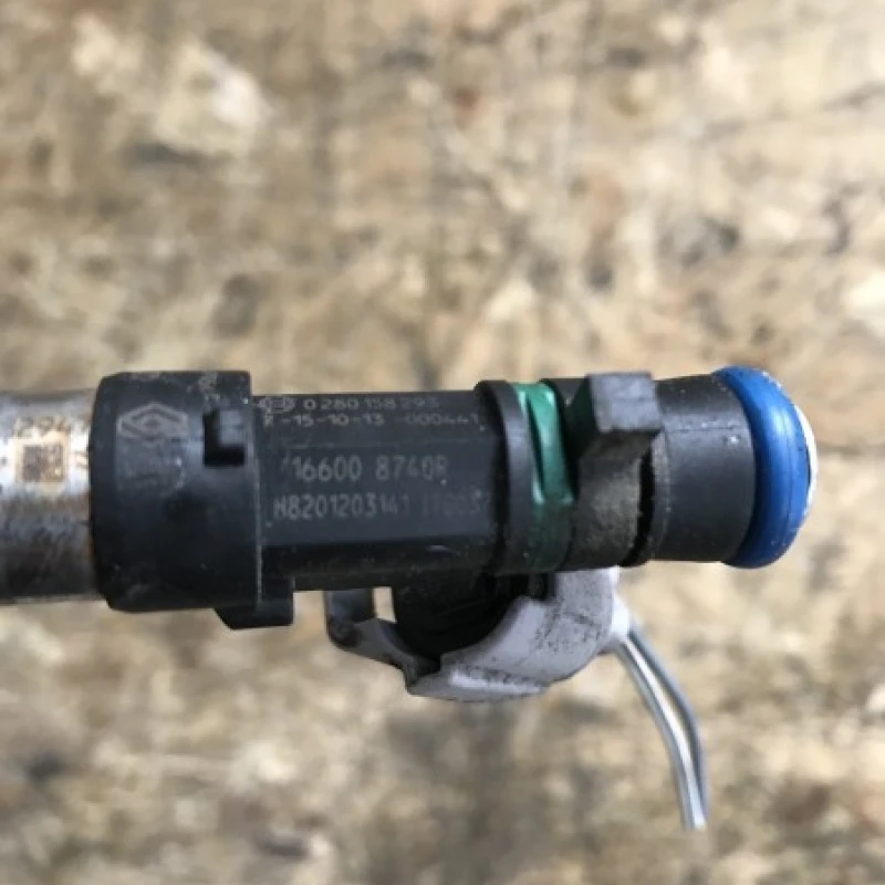 Injector / Dacia Sandero Sandero B90 2014 / Motor, racire si evacuare