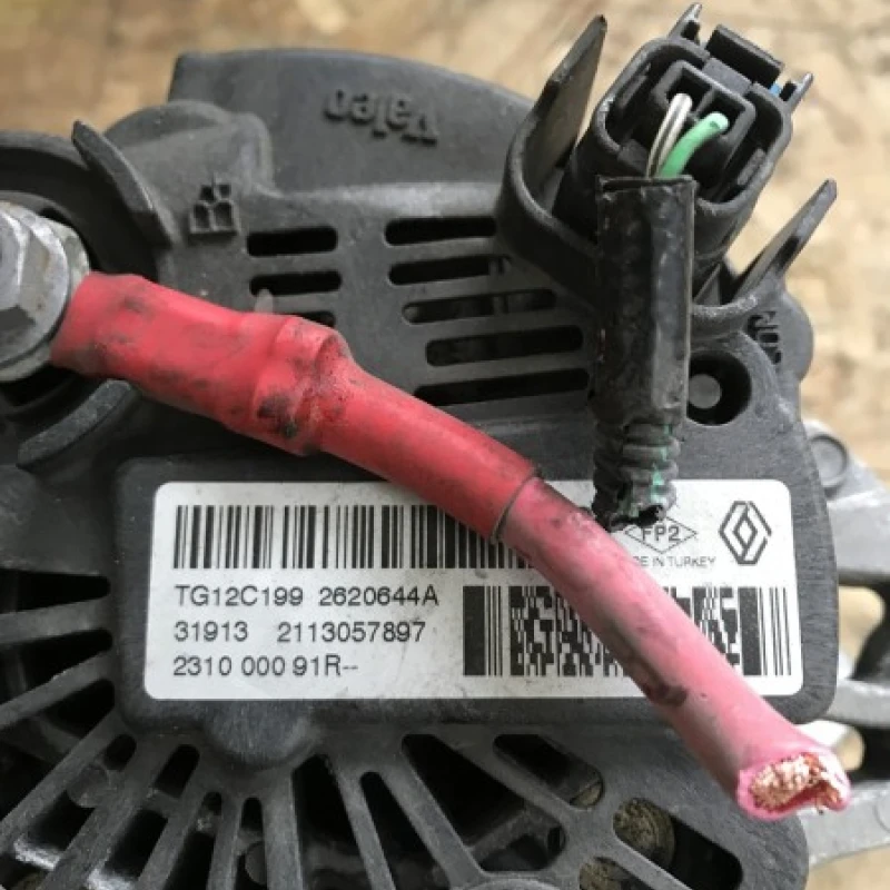 Alternator / Dacia Sandero Sandero B90 2014 / Motor, racire si evacuare