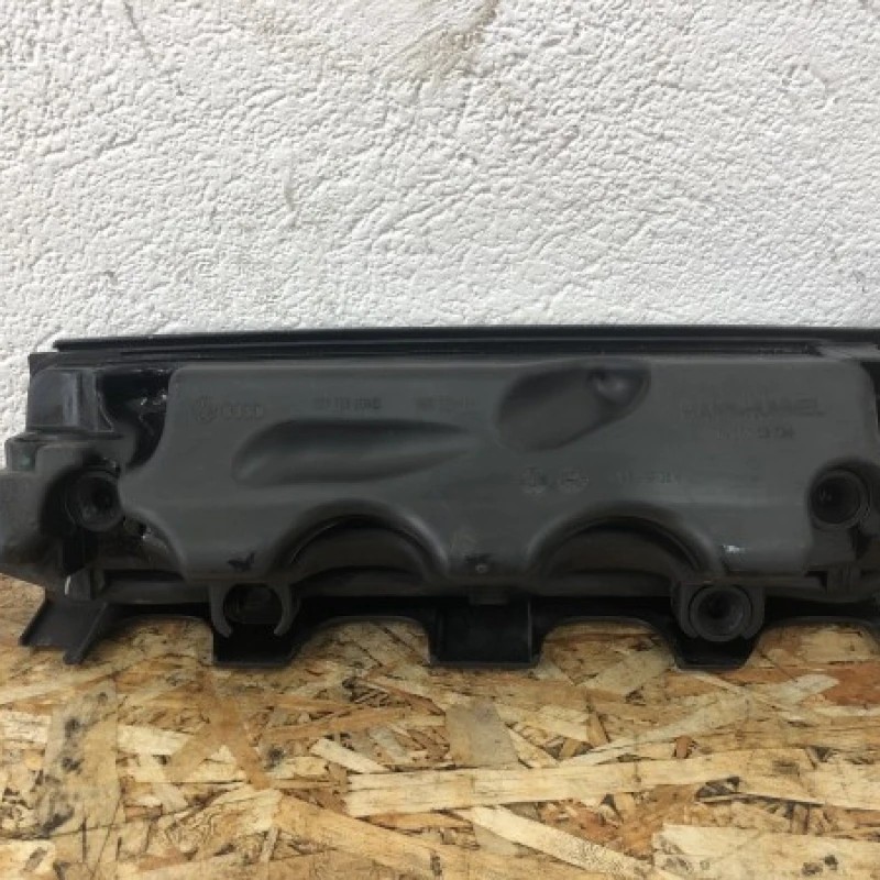Capac motor / Volkswagen Passat B6 2006 / Motor, racire si evacuare