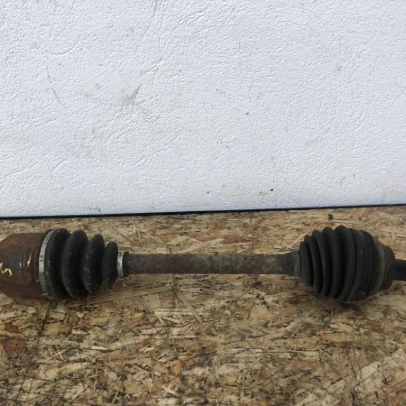 Planetara stanga fata / Volkswagen Passat B6 2006 / Directie si suspensie
