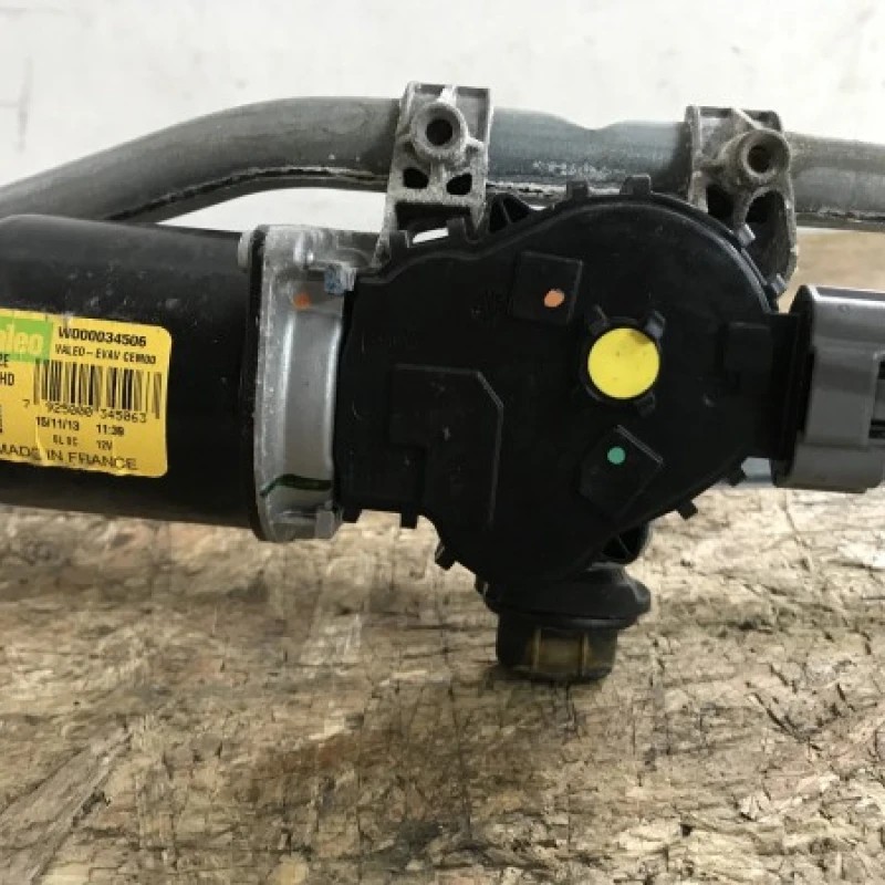 Ansamblu stergatoare / Dacia Sandero Sandero B90 2014 / Caroserie, oglinzi si faruri