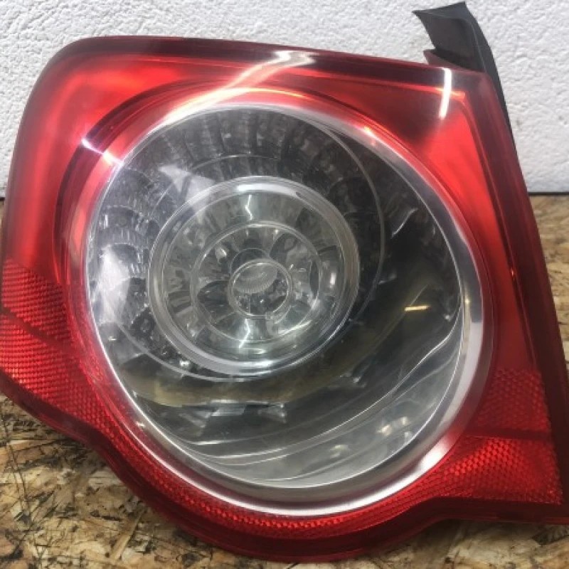 Stop stanga limuzina / Volkswagen Passat B6 2006 / Caroserie, oglinzi si faruri