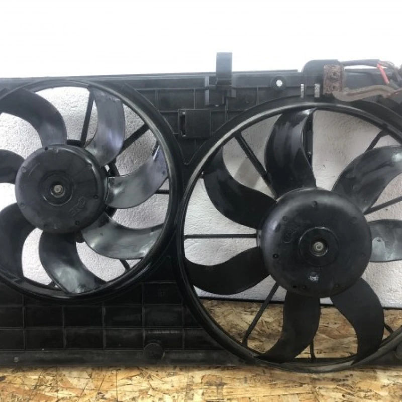 Electroventilator / Volkswagen Passat B6 2006 / Audio si electronice