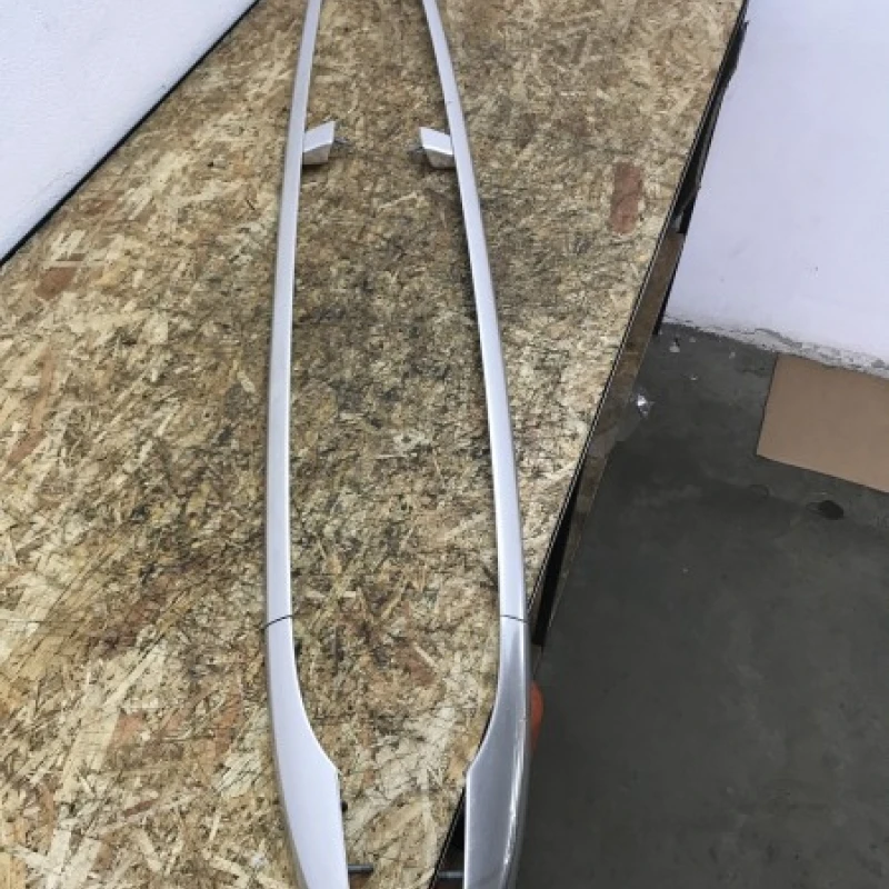 Bari longitudinale / Volkswagen Passat B6 2008 / Caroserie, oglinzi si faruri