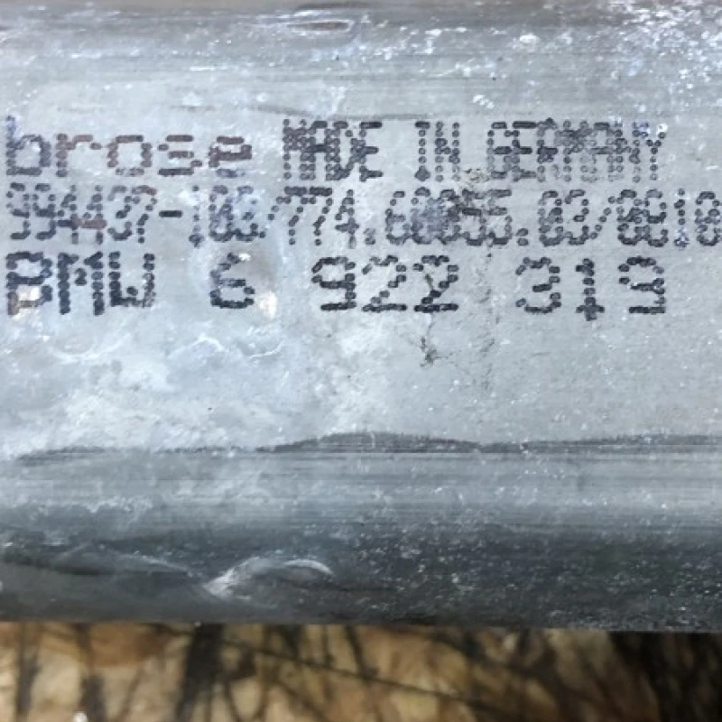 Motoras geam stanga spate / BMW Seria 5 E61 2009 / Caroserie, oglinzi si faruri
