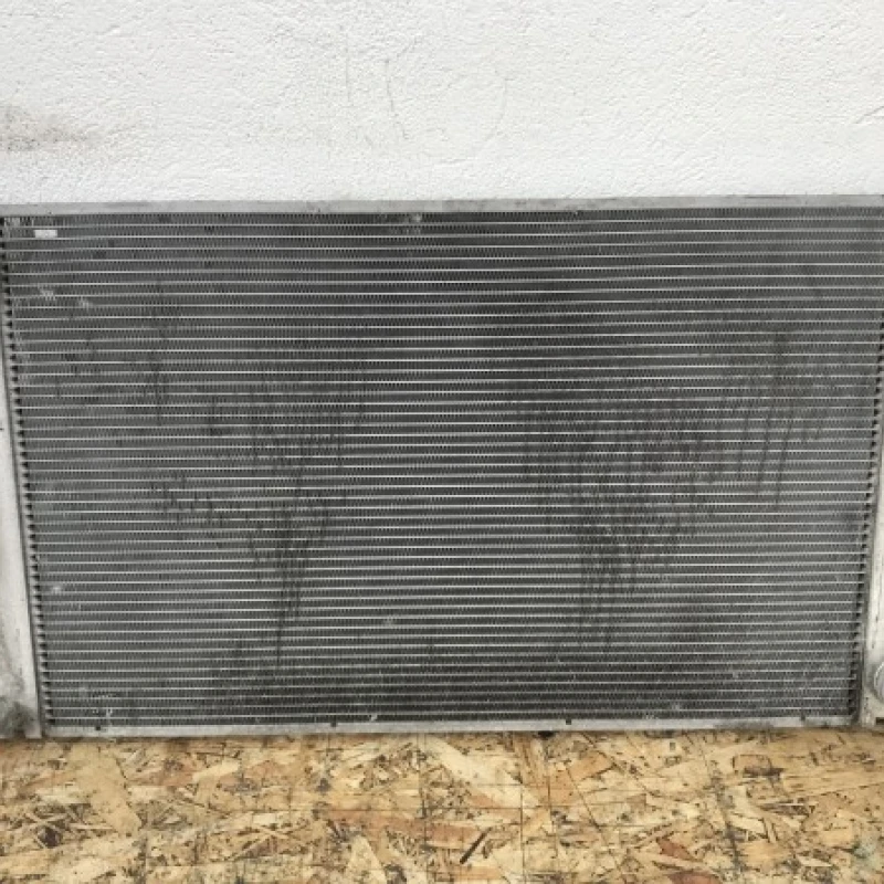 Radiator apa / BMW Seria 5 E61 2009 / Motor, racire si evacuare