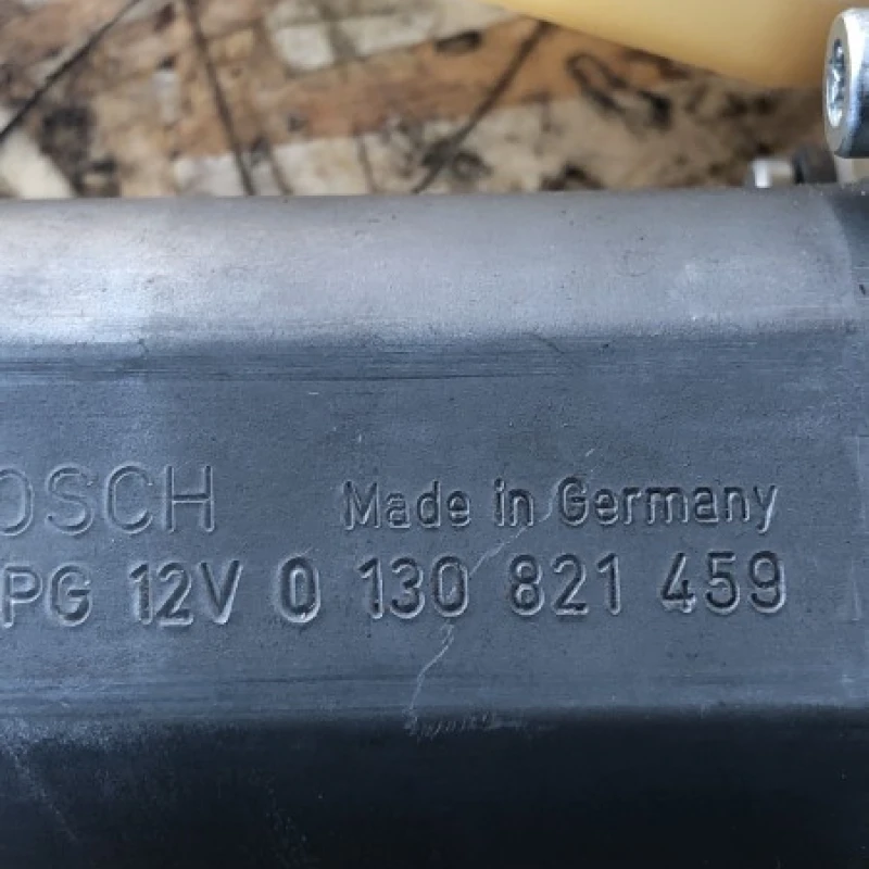 Motoras geam fata stanga / BMW Seria 5 E61 2009 / Altele