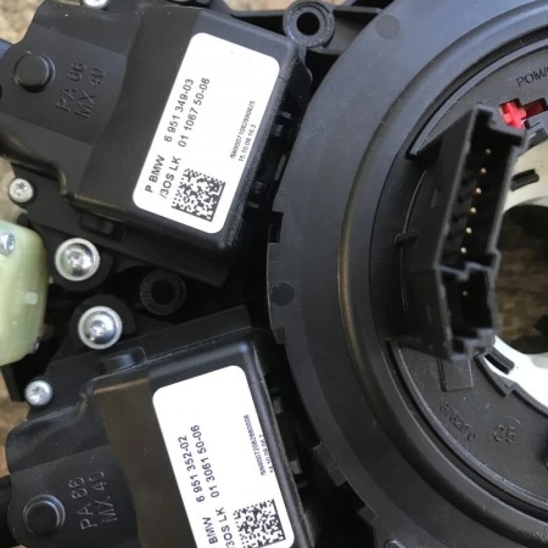 Spira volan cu manete / BMW Seria 5 E61 2009 / Interior