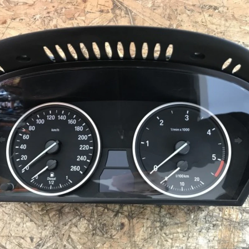 Ceas bord BMW 