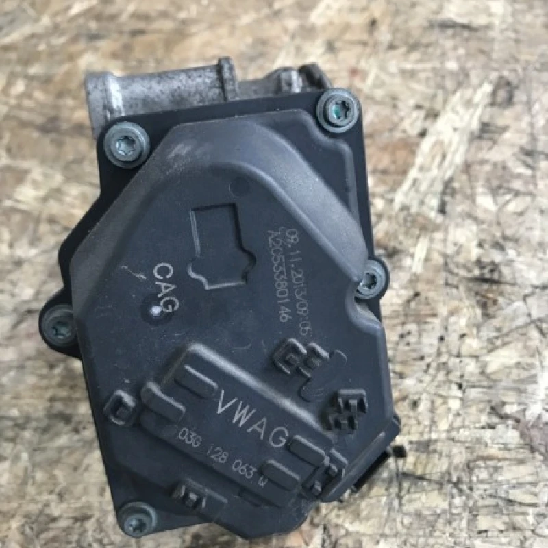 Clapeta acceleratie / Volkswagen Passat B6 2008 / Motor, racire si evacuare
