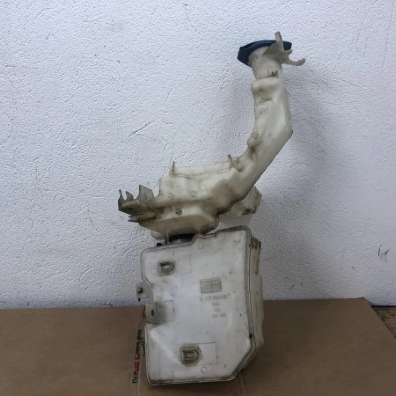 Vas lichid parbriz / Volkswagen Passat B6 2008 / Consumabile si accesorii