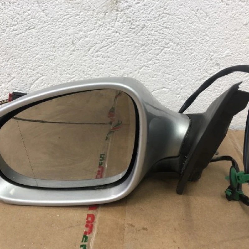 Oglinda stanga / Volkswagen Passat B6 2008 / Caroserie, oglinzi si faruri