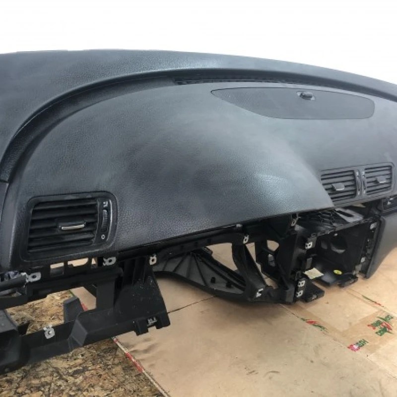 Plansa bord / Volkswagen Passat B6 2008 / Interior