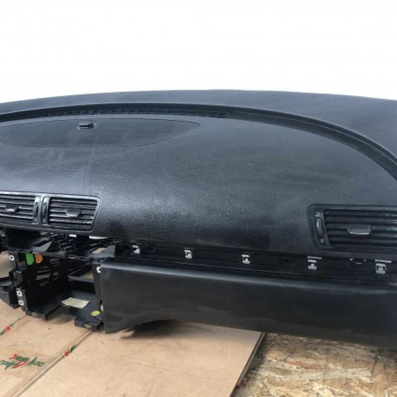 Plansa bord / Volkswagen Passat B6 2008 / Interior