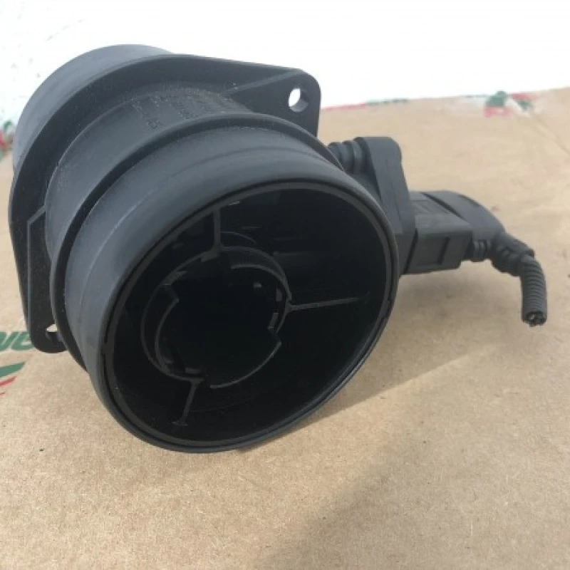 Debitmetru aer / Volkswagen Passat B6 2008 / Motor, racire si evacuare