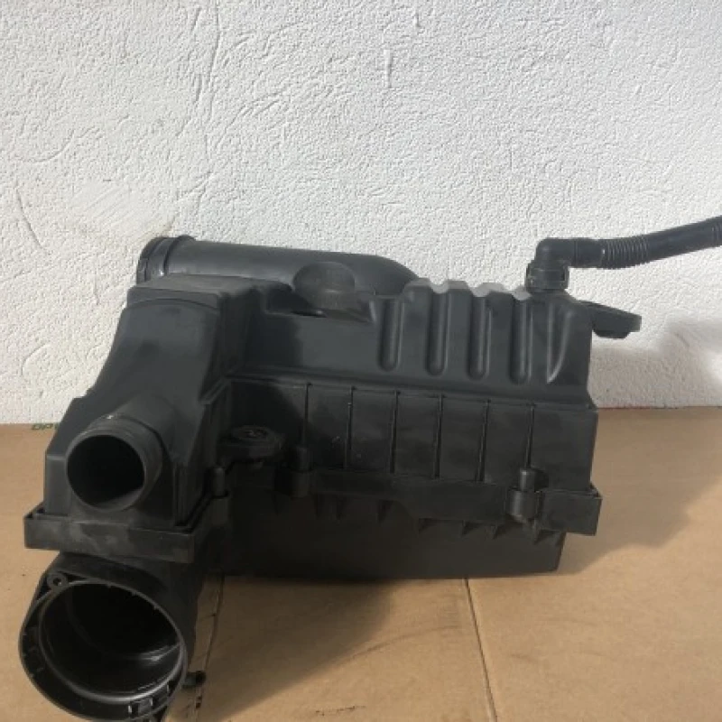 Carcasa filtru aer Volkswagen 