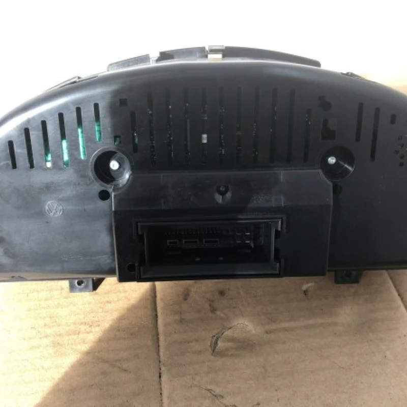 Ceas bord / Volkswagen Passat B6 2006 / Interior