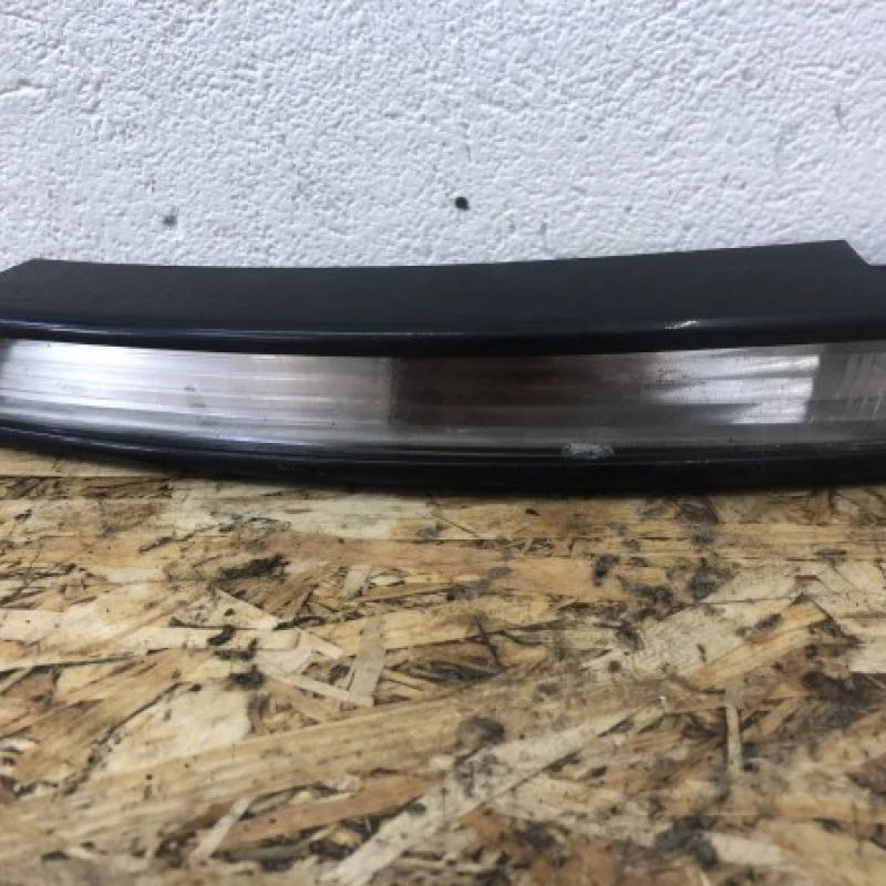 Semnalizare bara fata stanga Volkswagen 