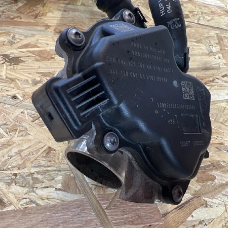 Clapeta acceleratie / Volkswagen Passat B8 2018 / Motor, racire si evacuare