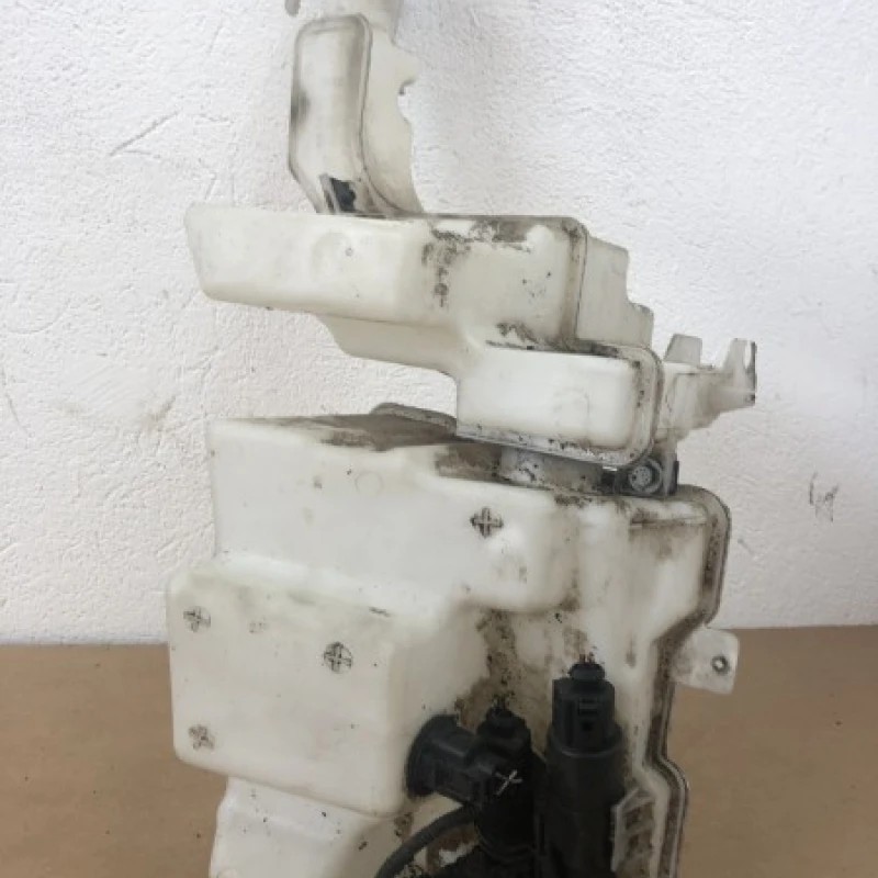 Vas lichid parbriz / Volkswagen Passat B6 2006 / Altele