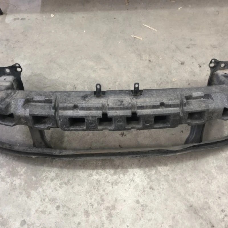 Intaritura armatura bara fata Volkswagen Passat B6 2006