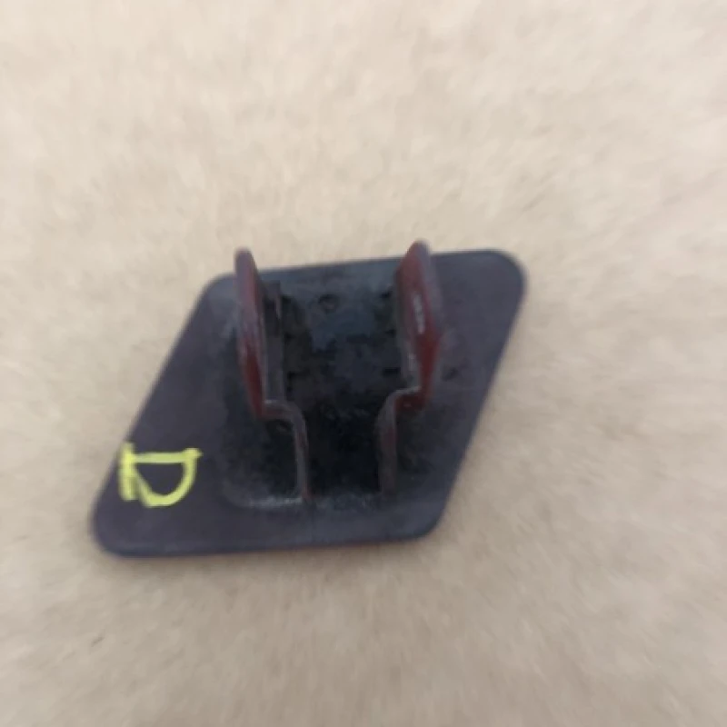 Ornament capac spalator far dreapta / BMW Seria 3 E90 2007 / Caroserie, oglinzi si faruri