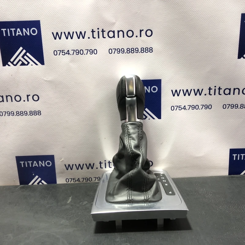 Nuca schimbator dsg / Volkswagen Passat B7 2013 / Interior