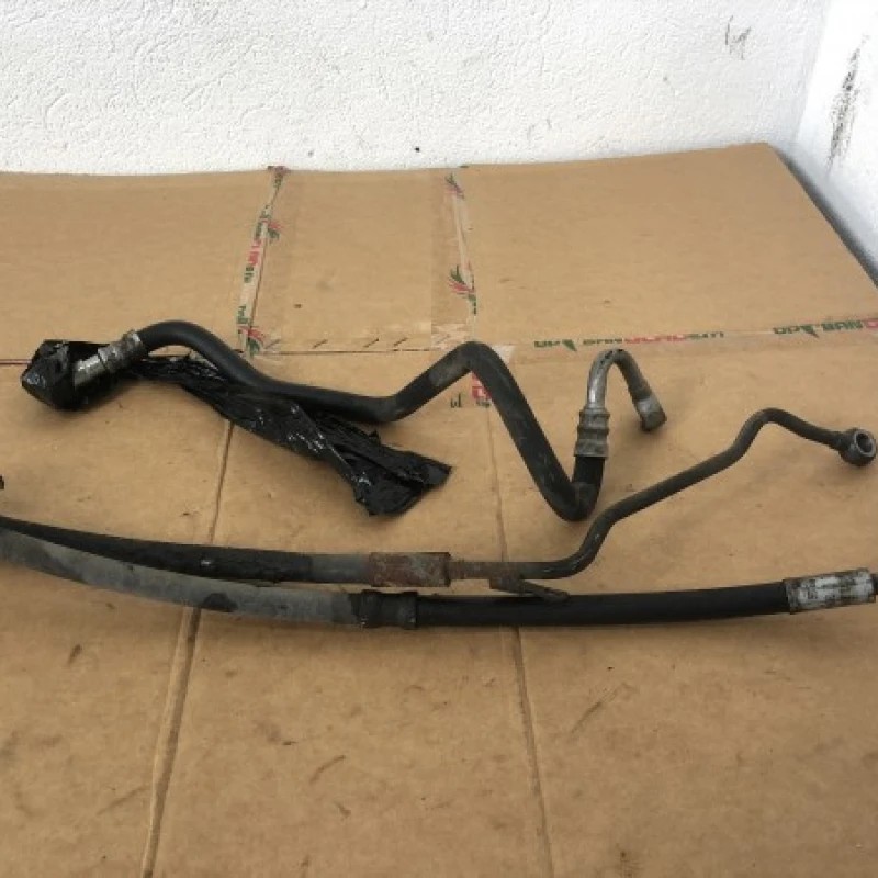 Conducte ulei caseta de directie / BMW Seria 3 E90 2007 / Motor, racire si evacuare