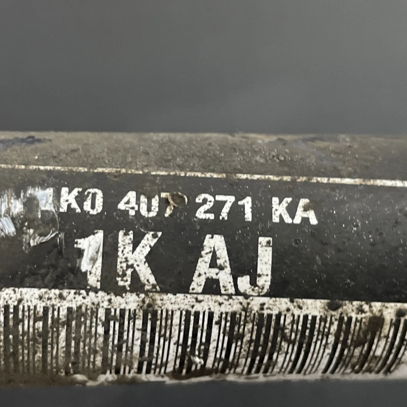 Planetara stanga fata / Volkswagen Passat B7 2013 / Cutie viteze, ambreiaj, transmisie