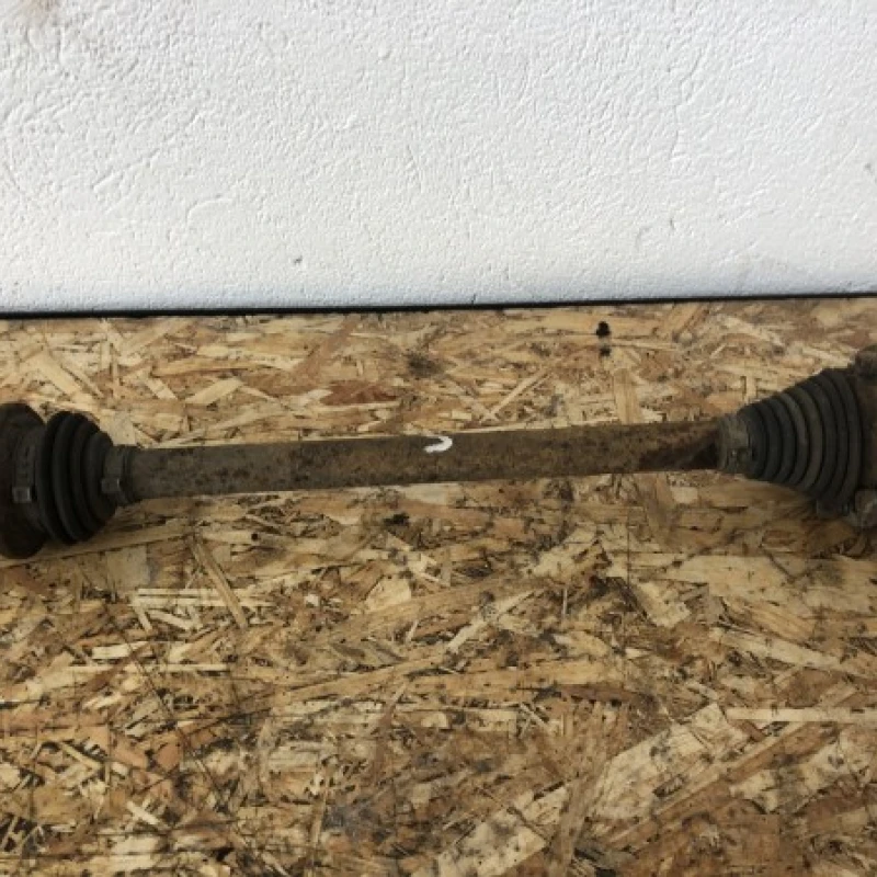 Planetara stanga spate / Volkswagen Passat B7 2014 / Directie si suspensie