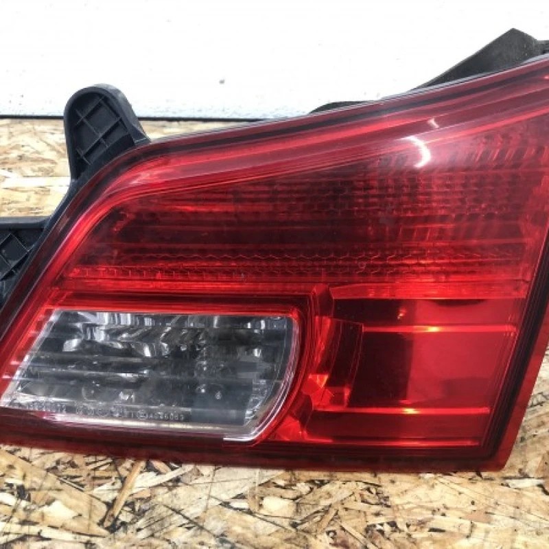 Stop dreapta spate / Subaru Outback Outback 2010 / Caroserie, oglinzi si faruri