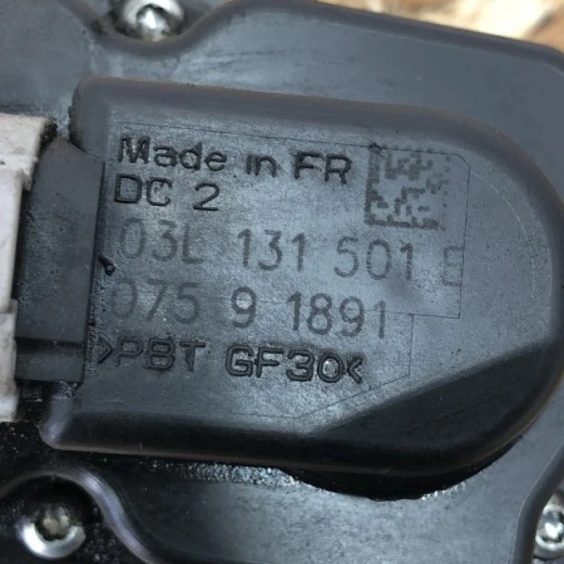 Supapa EGR / Volkswagen Golf MK6 2009 / Motor, racire si evacuare