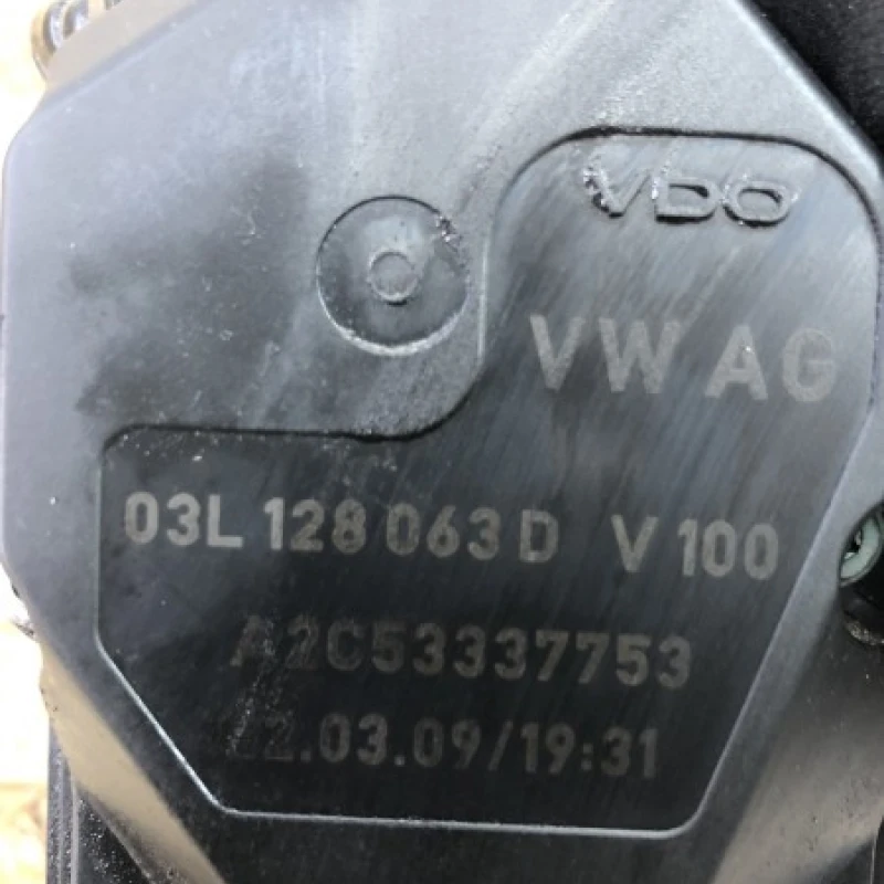 Clapeta acceleratie / Volkswagen Golf MK6 2009 / Motor, racire si evacuare