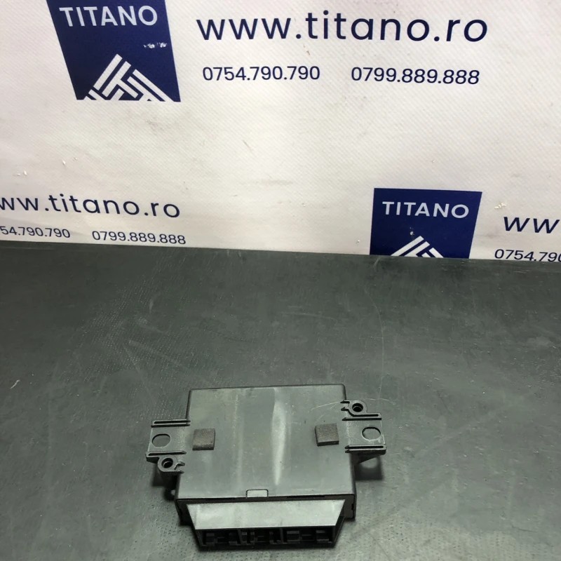 Modul calculator senzor parcare / Volkswagen Passat B7 2012 / Audio si electronice