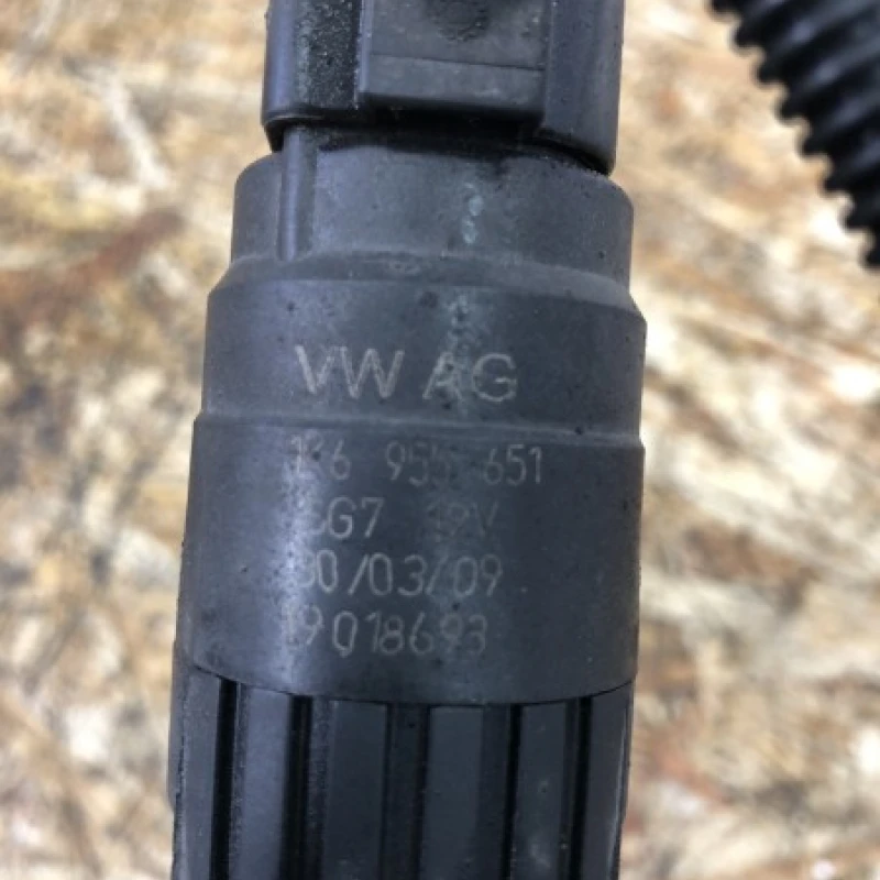 Pompa spalator far / Volkswagen Golf MK6 2009 / Audio si electronice