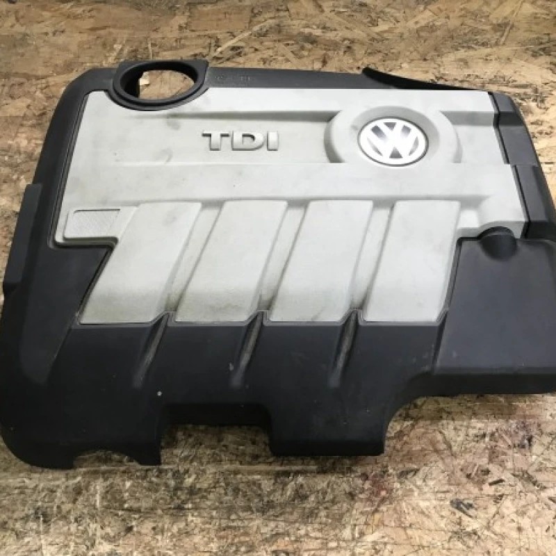 Capac motor / Volkswagen Golf MK6 2009 / Motor, racire si evacuare