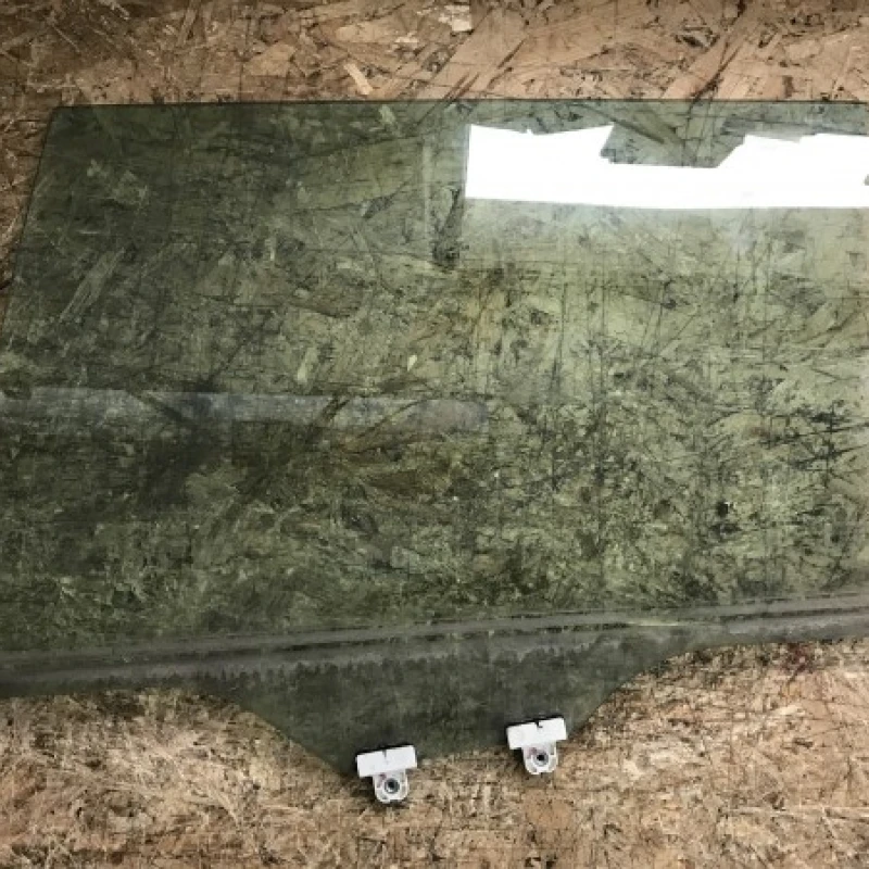 Geam stanga spate Subaru 