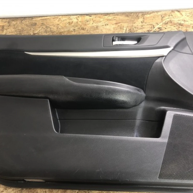 Tapiterie usa stanga fata Subaru 