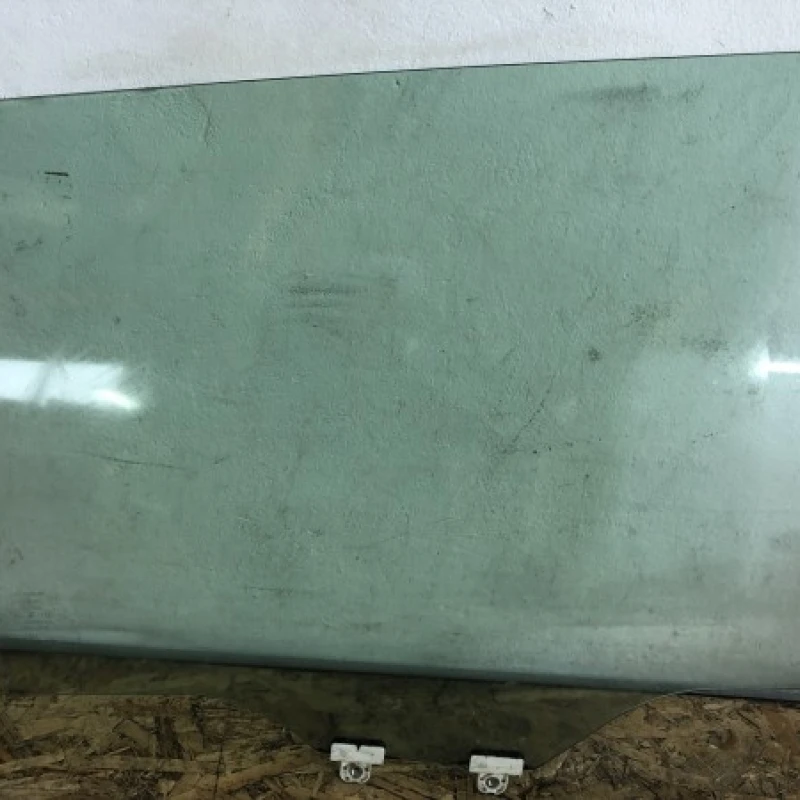 Geam usa dreapta spate Subaru 