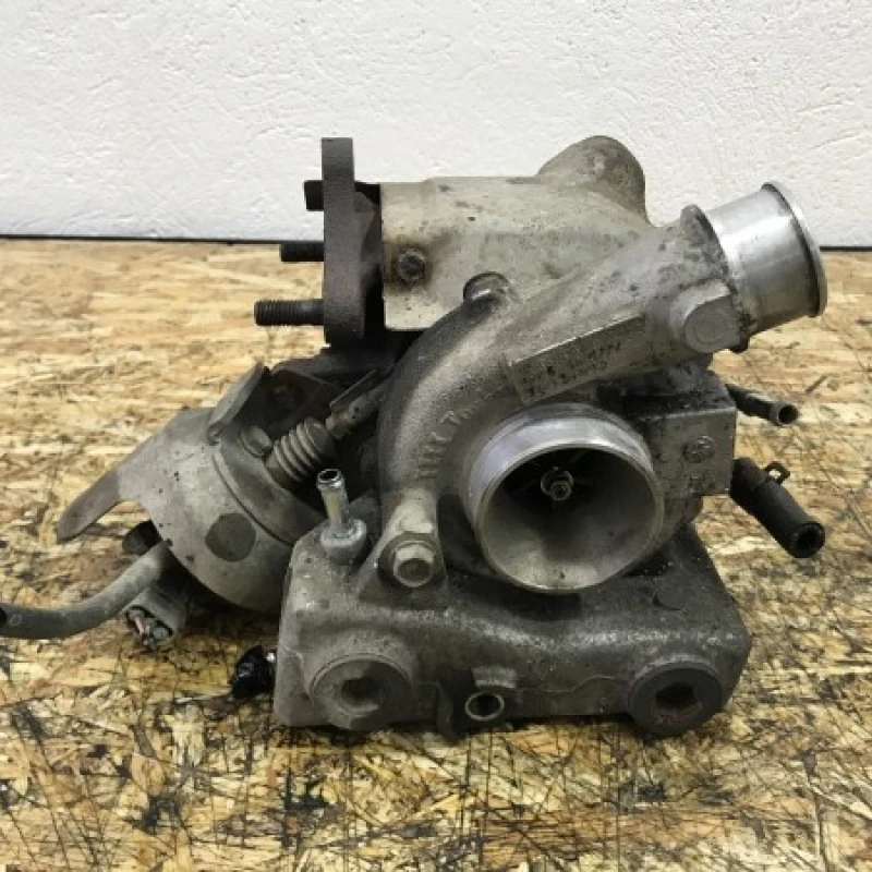 Turbo turbina / Subaru Outback Outback 2010 / Motor, racire si evacuare