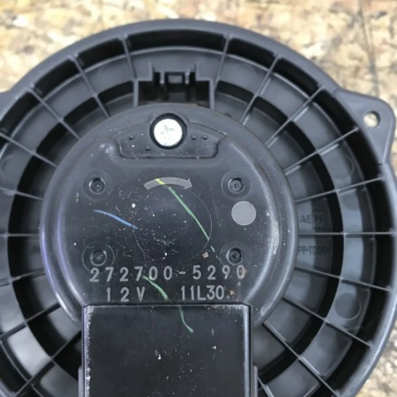 Ventilator bord / Subaru Outback Outback 2010 / Interior