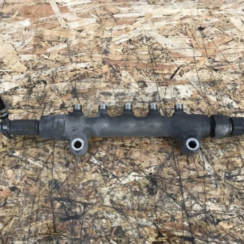 Rampa injectoare Subaru 