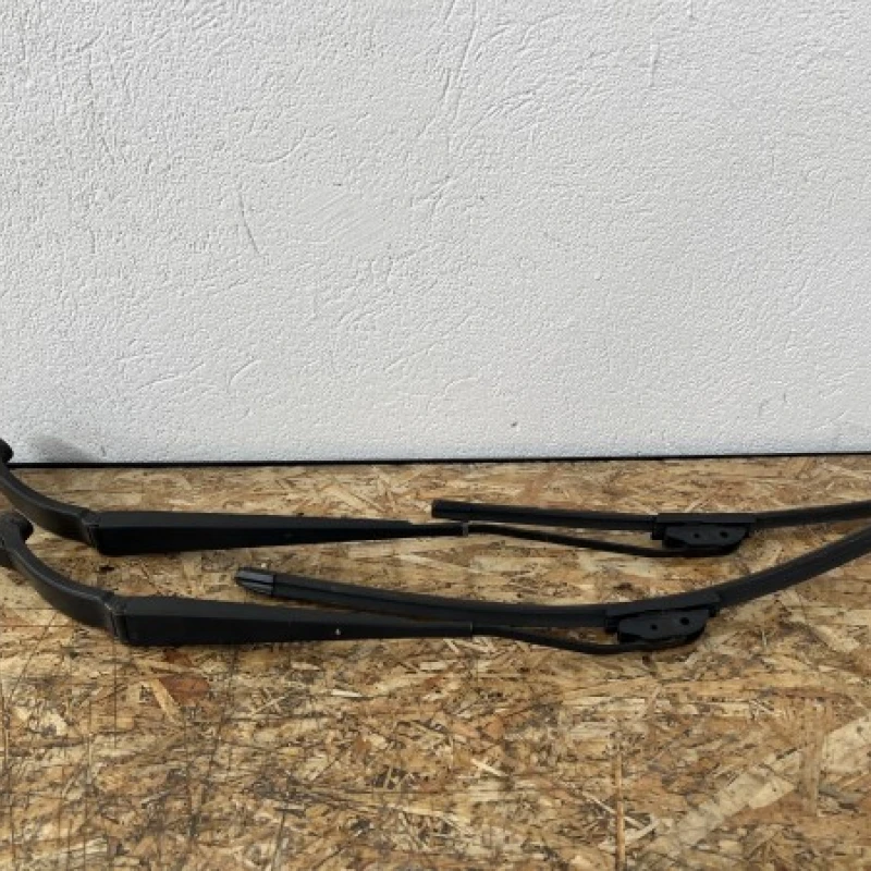 Set Brate stergatoare Subaru 